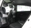 المقاعد الخلفية لسيارة كيا ريو بيضاء جديدة من اوتو زي قطر