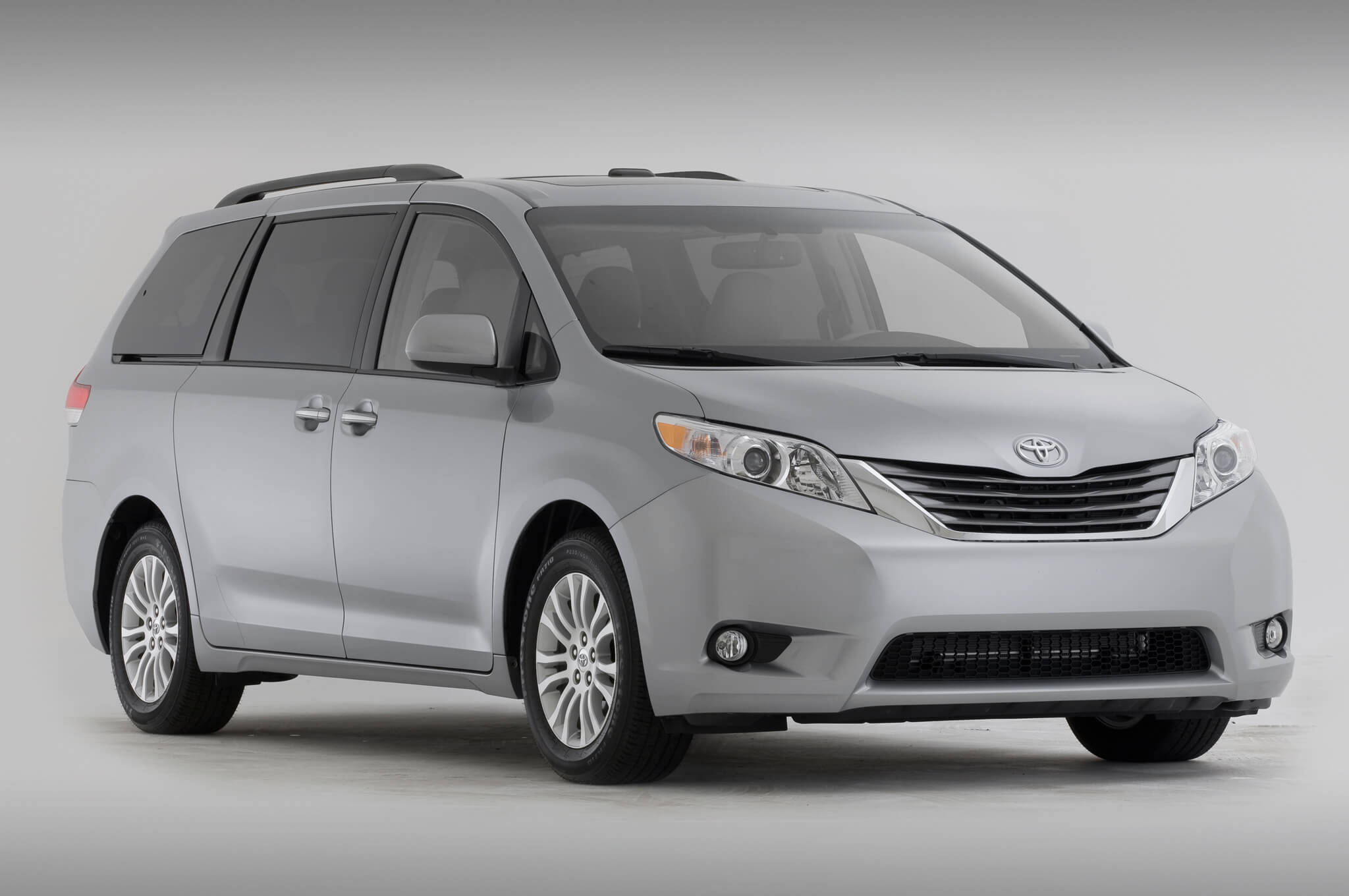 toyota sienna 2014