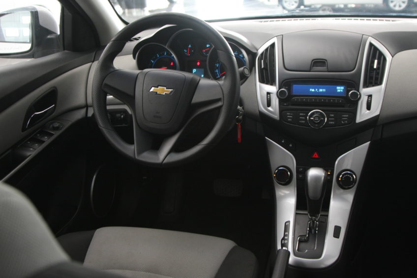 2015 Chevrolet Cruze Ls Autoz Qatar