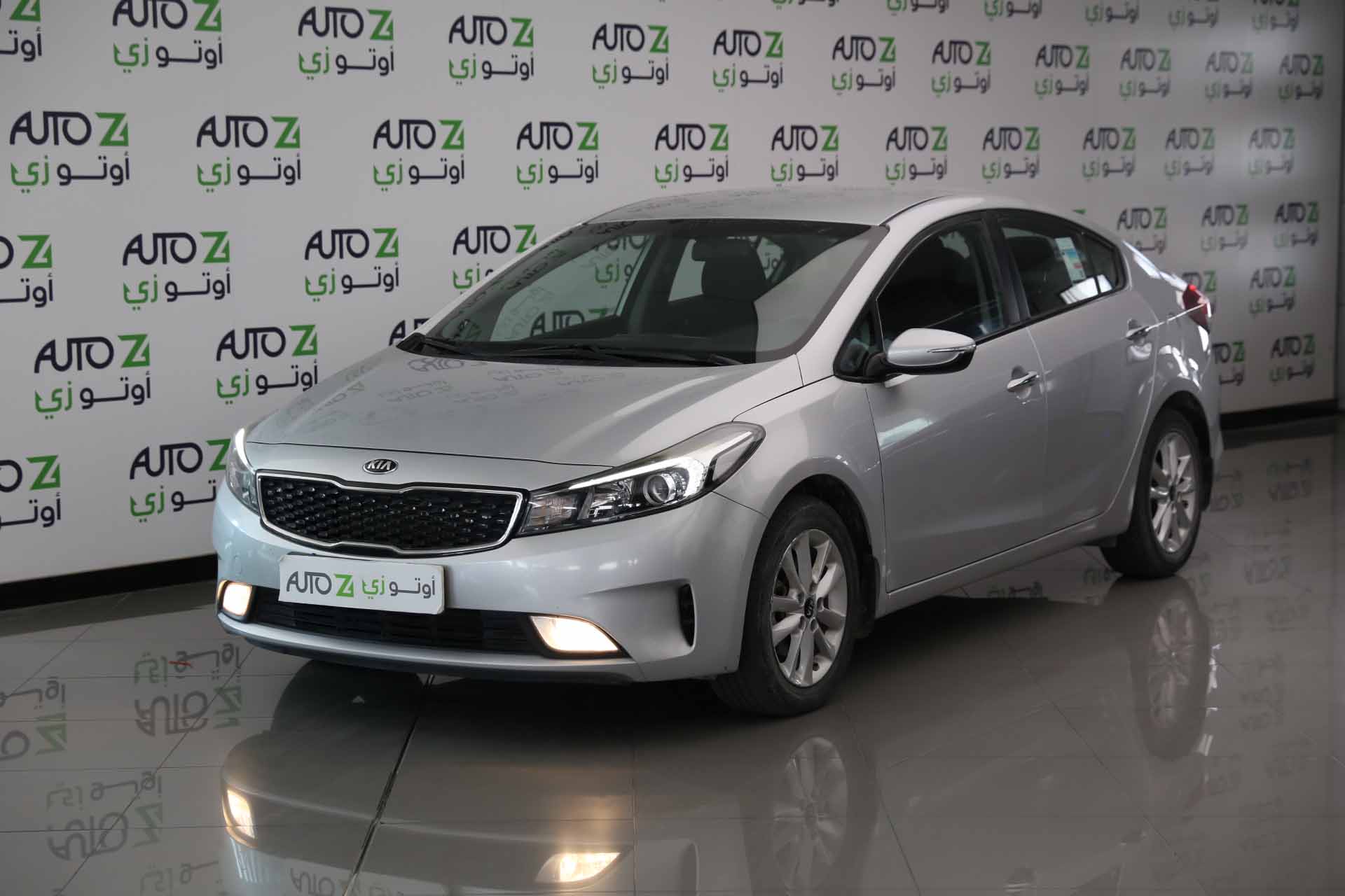 Kia cerato белая