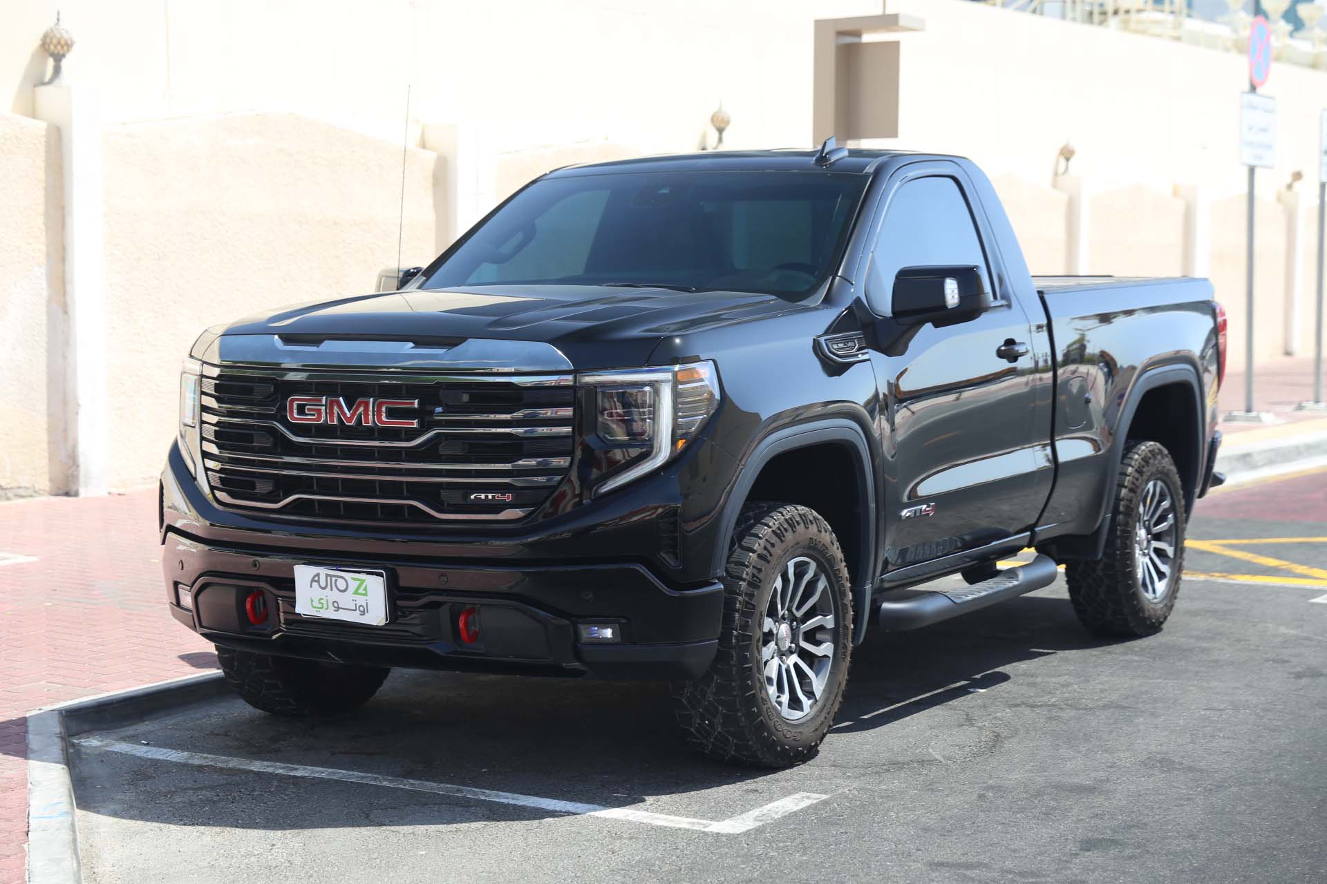 GMC Sierra AT4 2022—-Black—09